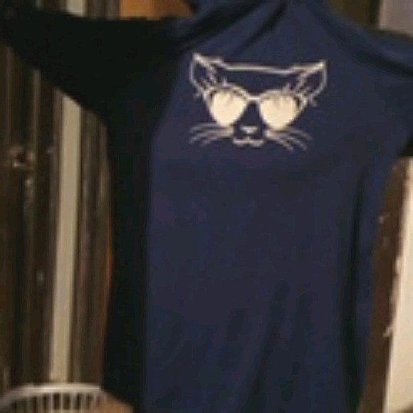 3 blue and 3 black hoodie with cat print - Picture 1 of 3